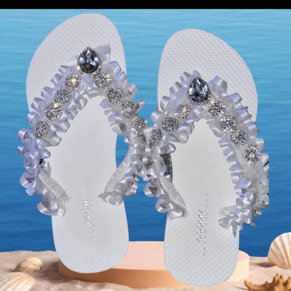 Flip Flops, Bridal Shoes, Wedding Shoes, Beach Wedding, Rhinestones Pearls